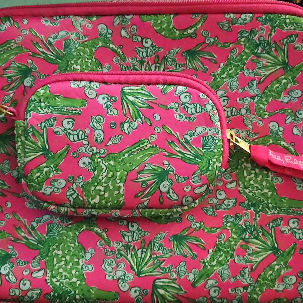 Lilly Pulitzer Alligator Tech Case Set
